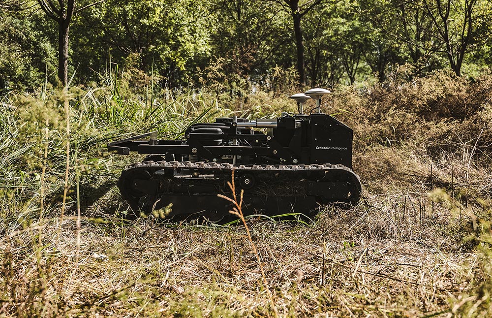 Blackbird T1 Caterpillar Track Mower