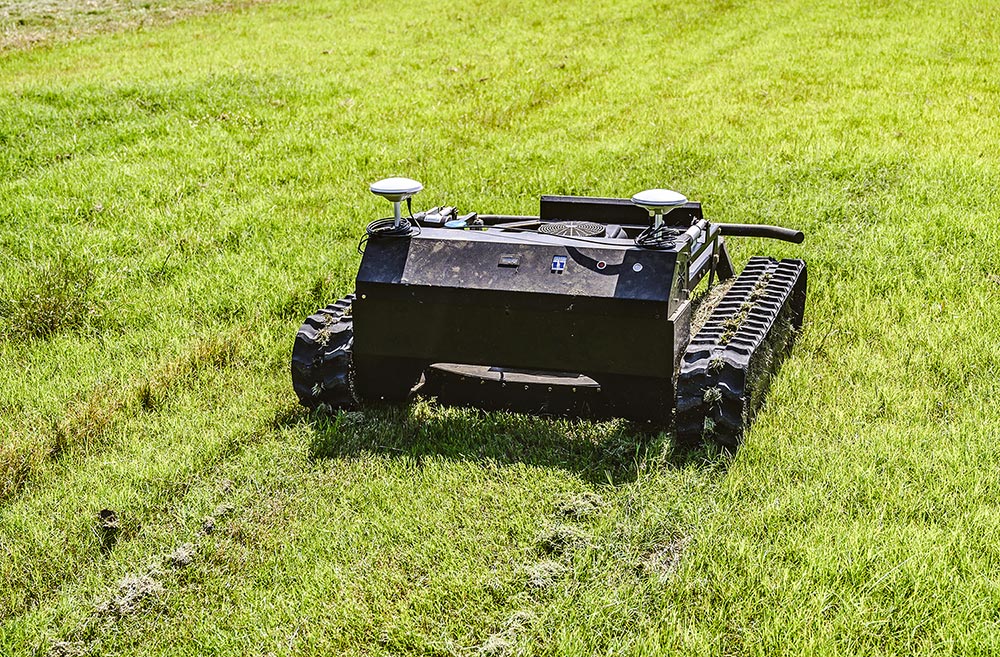 Blackbird T1 Caterpillar Track Mower